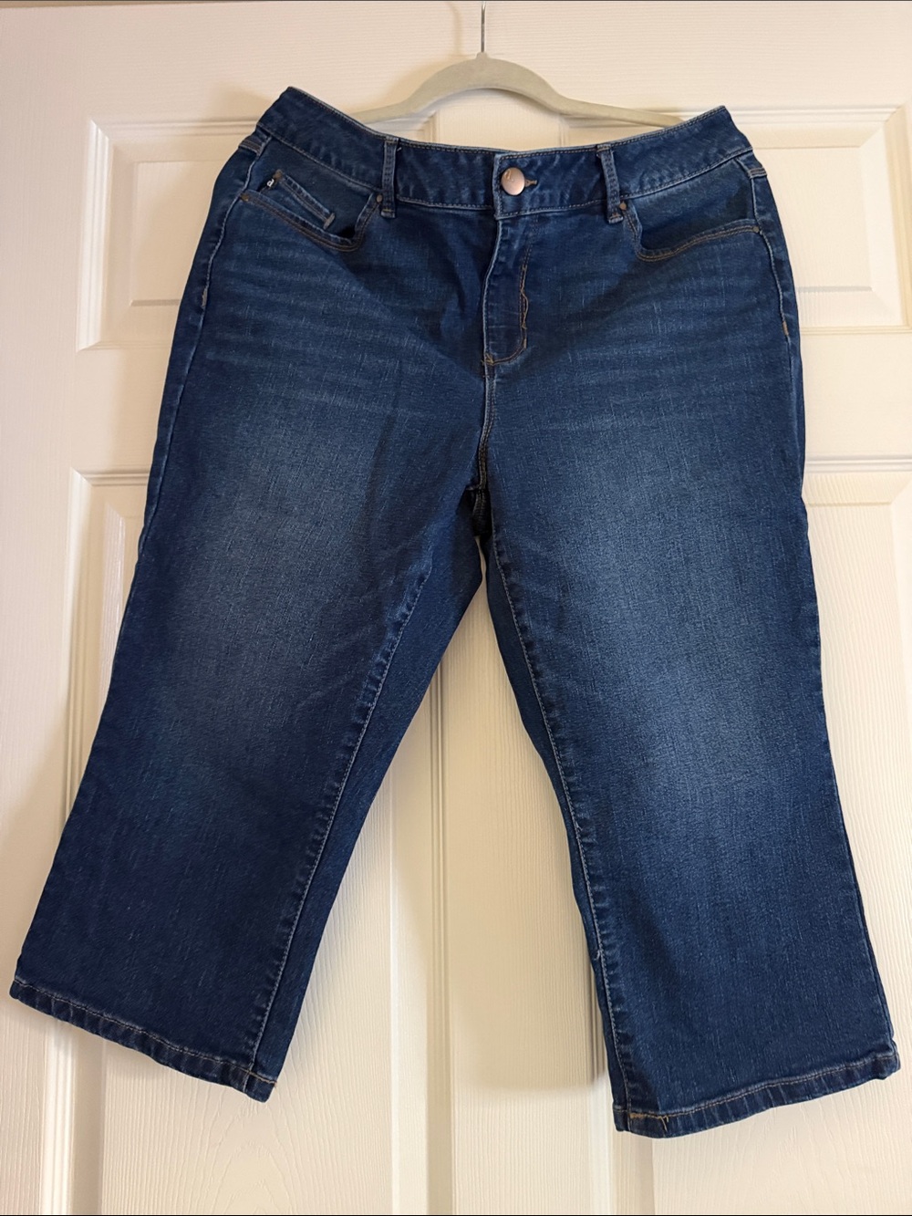 d. jeans Dark Blue Cropped Stretch Denim Capris